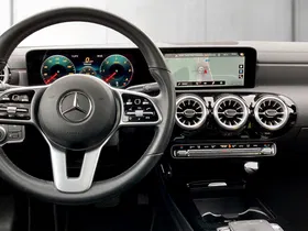 Mercedes-Benz CLA 180d SB Progr. Aut. | Thumbnail 13 von 26