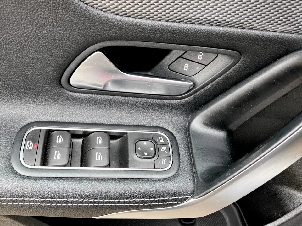 Mercedes-Benz CLA 180d SB Progr. Aut. | Bild 9 von 26