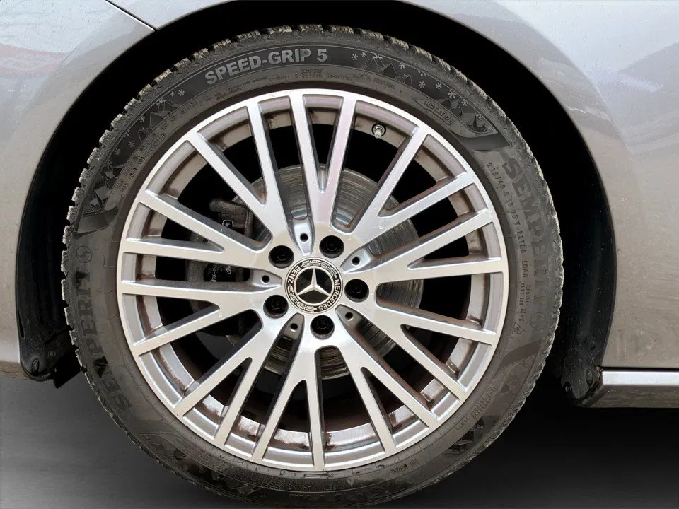 Mercedes-Benz CLA 180d SB Progr. Aut. | Bild 7 von 26