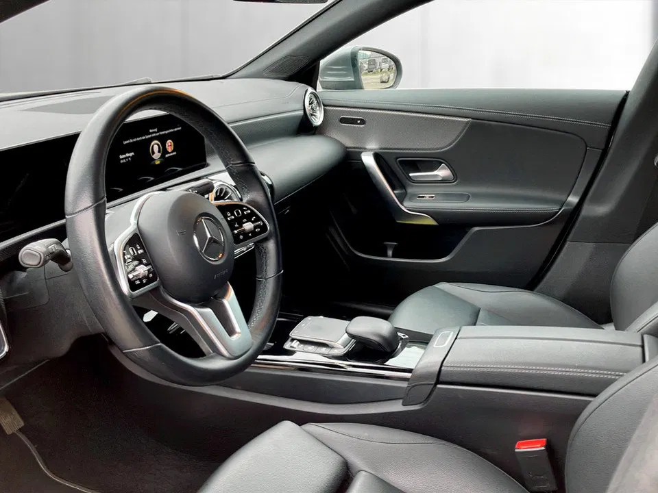 Mercedes-Benz CLA 180d SB Progr. Aut. | Bild 12 von 26