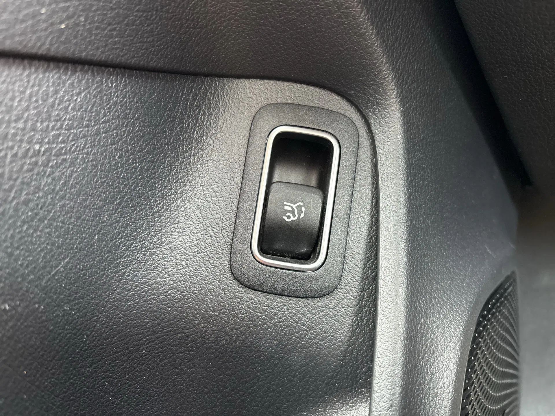 Mercedes-Benz CLA 200 d Shooting Brake Aut. | Bild 11 von 27