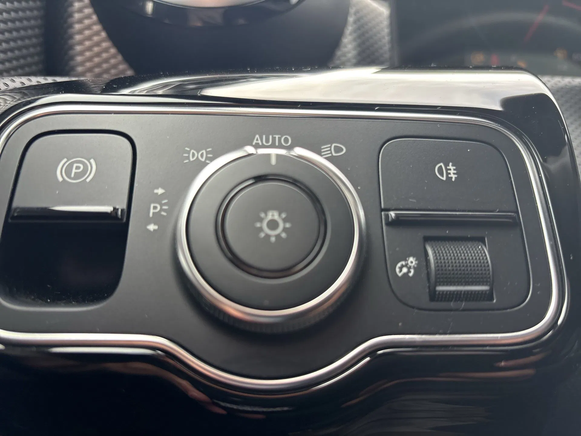 Mercedes-Benz CLA 200 d Shooting Brake Aut. | Bild 12 von 27