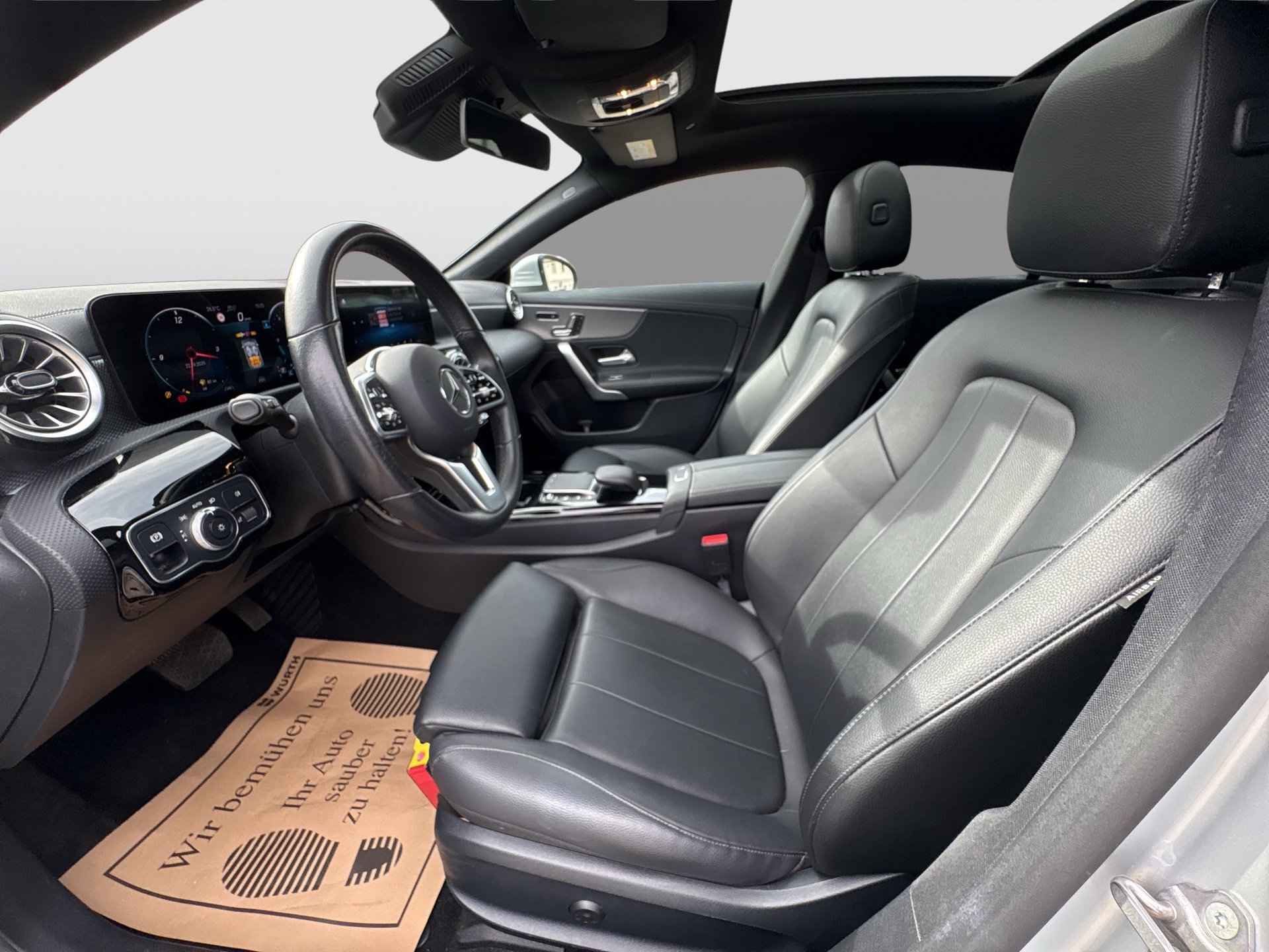 Mercedes-Benz CLA 200 d Shooting Brake Aut. | Bild 13 von 27