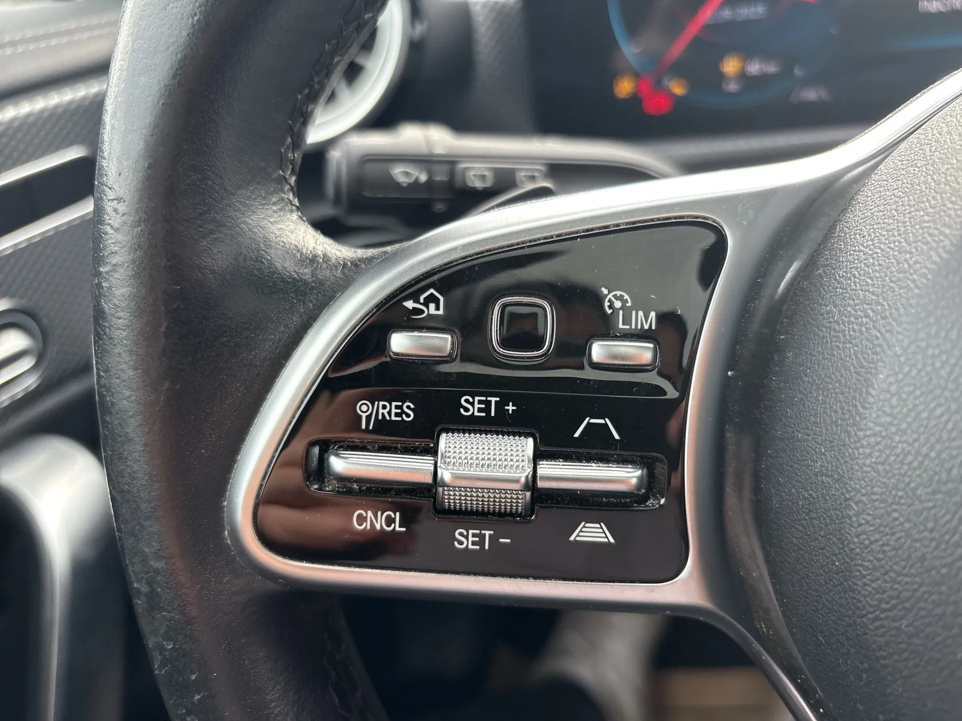 Mercedes-Benz CLA 200 d Shooting Brake Aut. | Bild 17 von 27