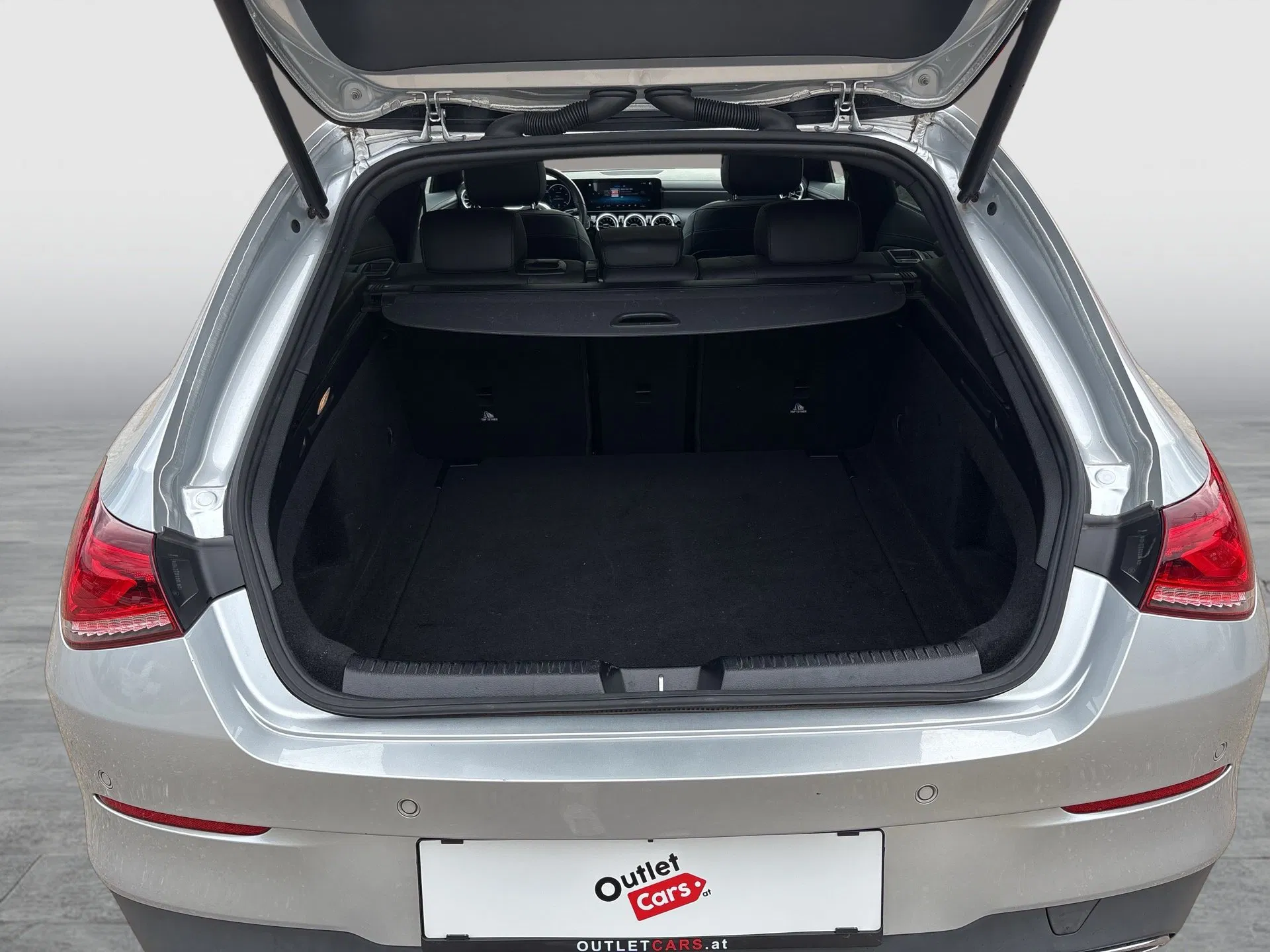 Mercedes-Benz CLA 200 d Shooting Brake Aut. | Bild 22 von 27