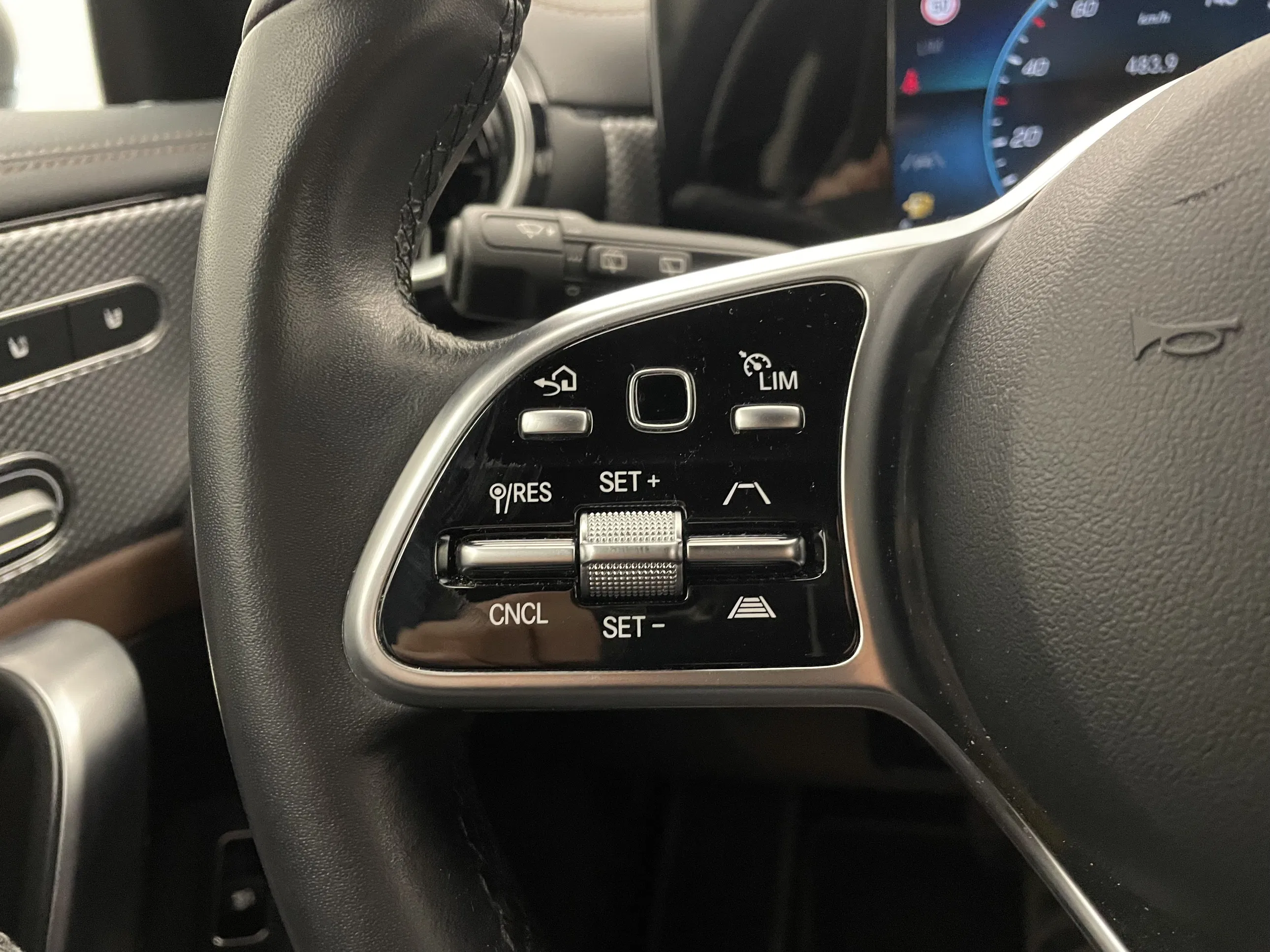 Mercedes-Benz CLA 200 d Shooting Brake 4MATIC Aut. | Bild 25 von 31