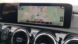 Mercedes-Benz CLA 220 d Shooting Brake AMG Line | Thumbnail 12 von 21