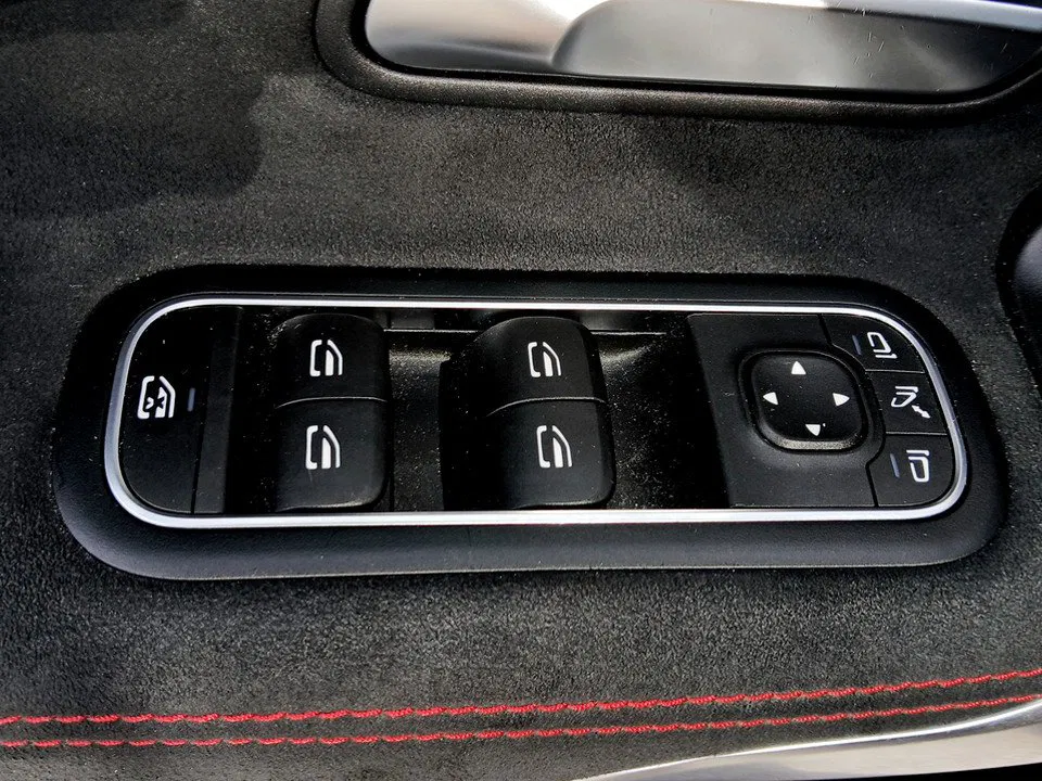 Mercedes-Benz CLA 220 d Shooting Brake AMG Line | Bild 21 von 21