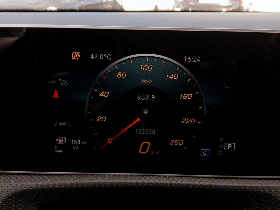 Mercedes-Benz CLA 220 d Shooting Brake AMG Line | Bild 9 von 21