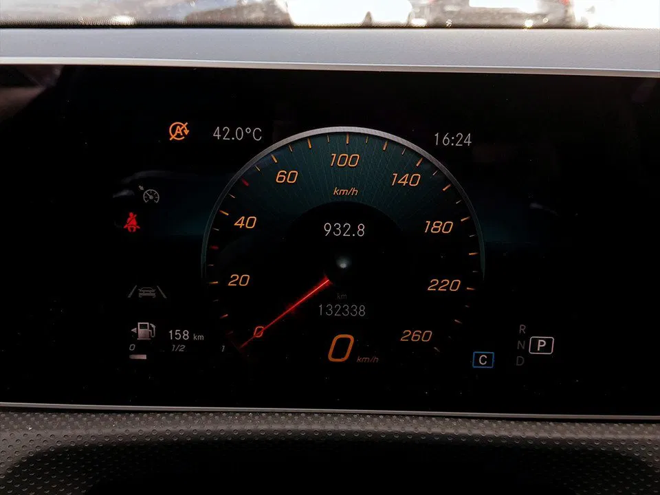 Mercedes-Benz CLA 220 d Shooting Brake AMG Line | Bild 9 von 21