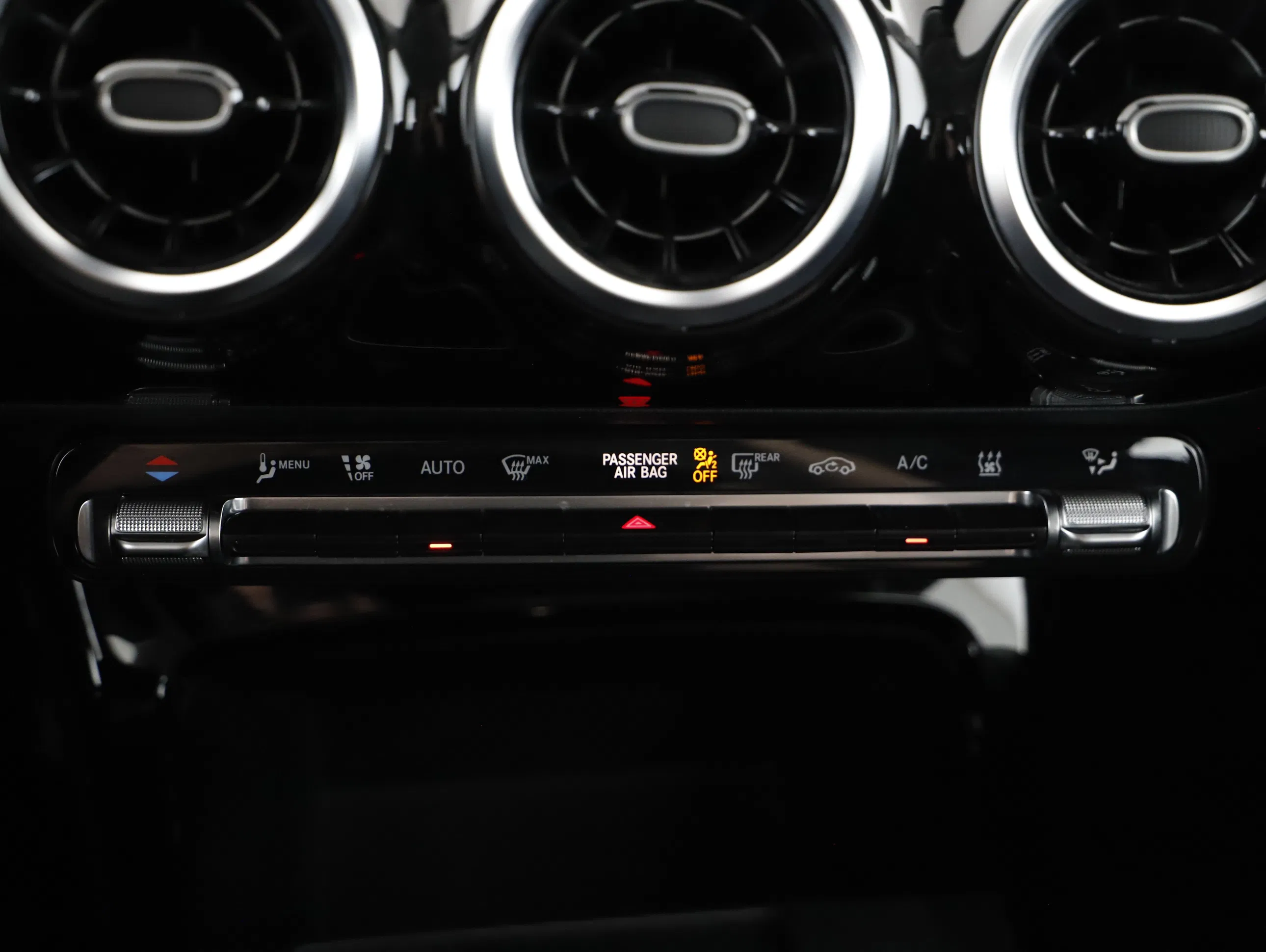 Mercedes-Benz CLA 250 e Shooting Brake Style | Bild 19 von 24