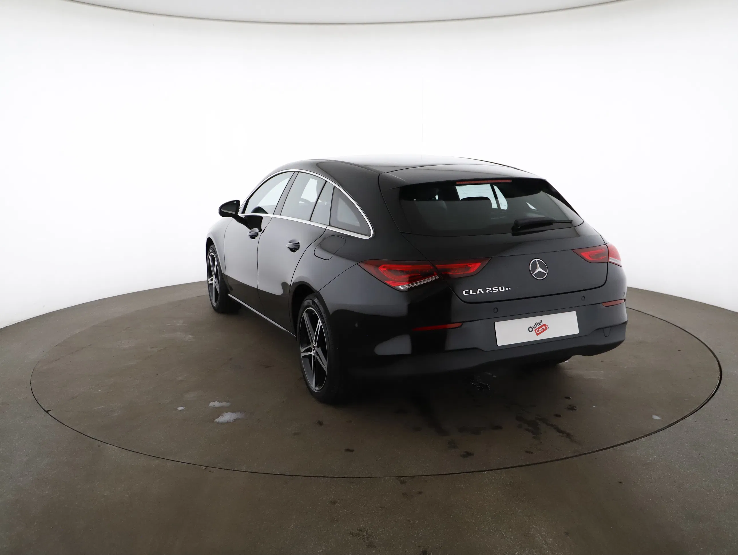 Mercedes-Benz CLA 250 e Shooting Brake Style | Bild 3 von 24