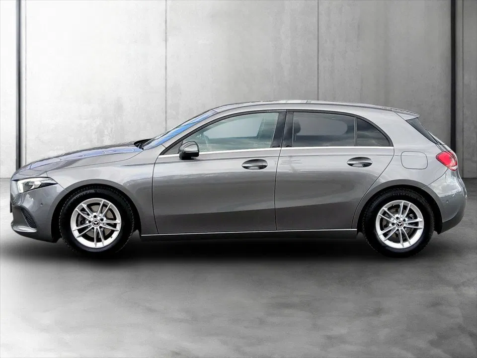 Mercedes-Benz A 180d Style Aut. | Bild 4 von 18