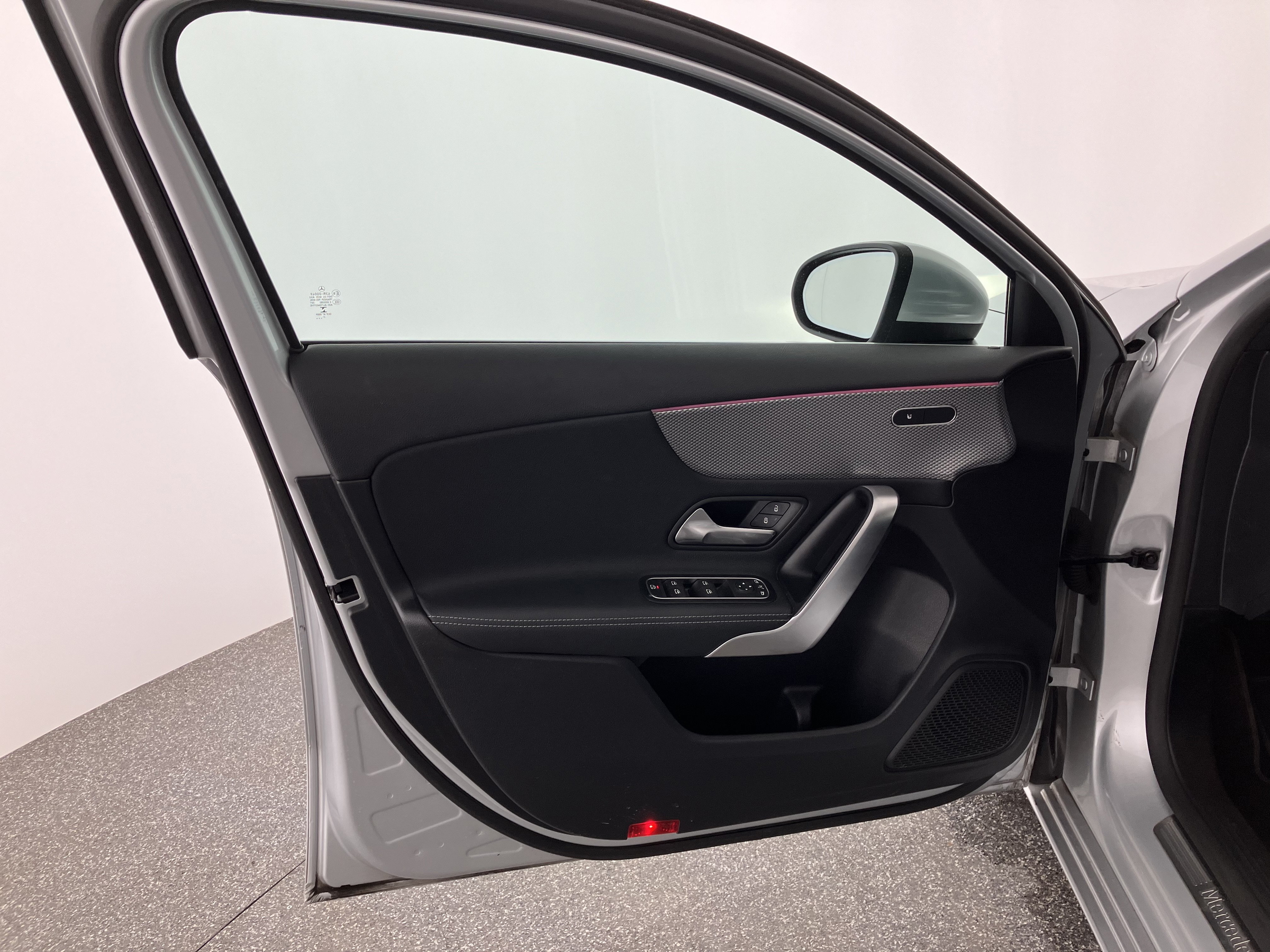 Mercedes-Benz A 200 d Progressive Aut. | Bild 4 von 25