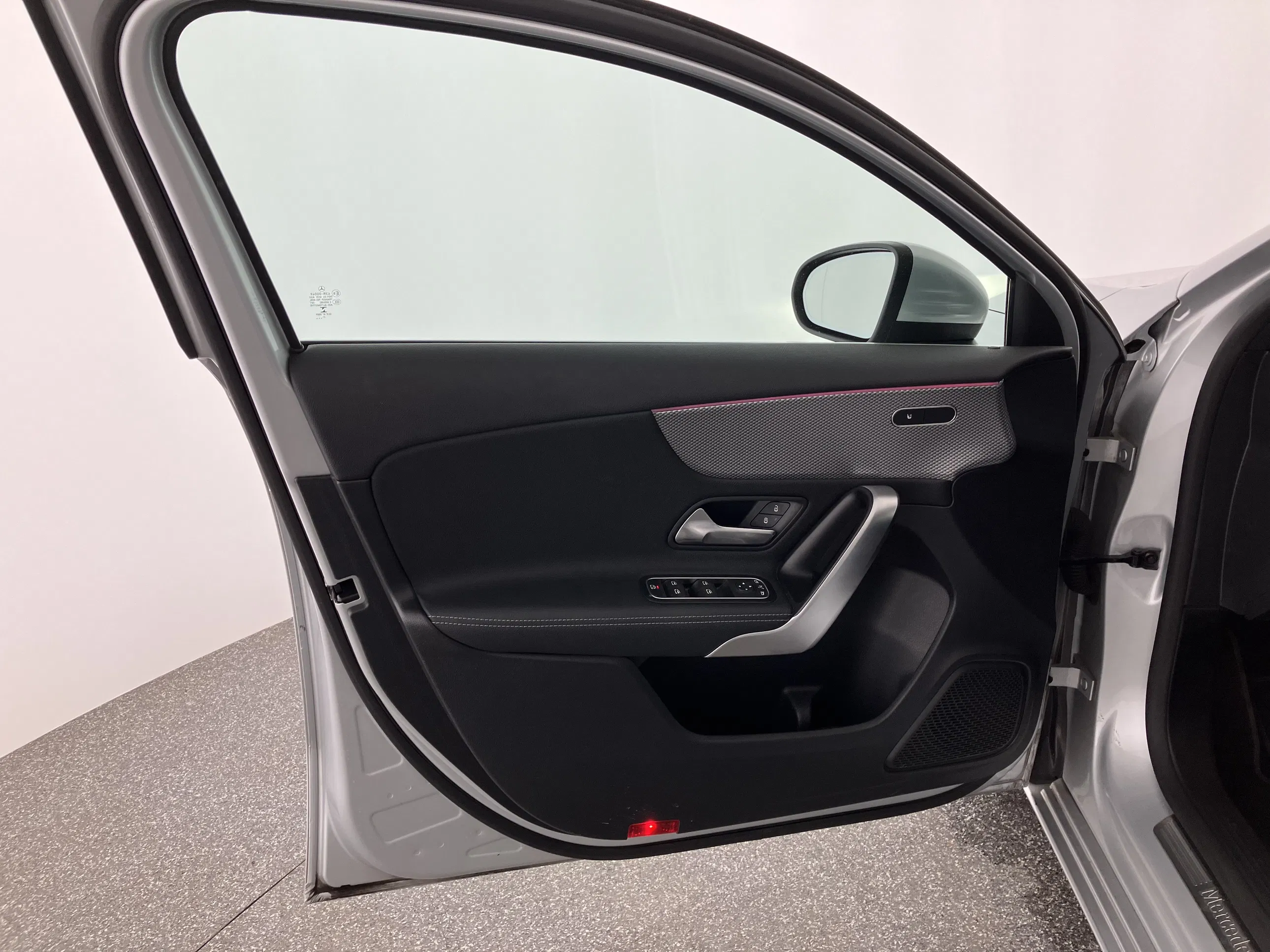 Mercedes-Benz A 200 d Progressive Aut. | Bild 4 von 25