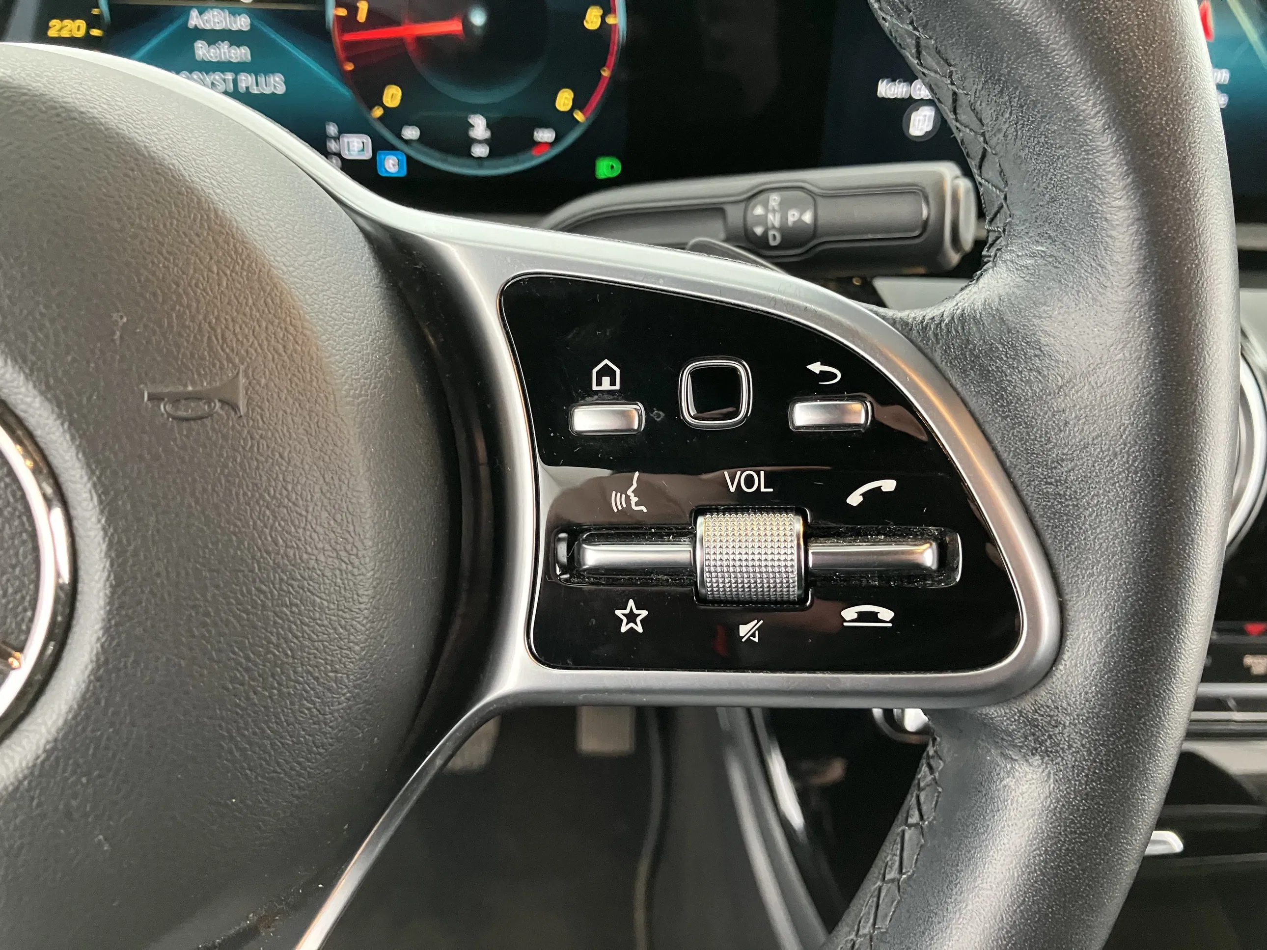 Mercedes-Benz A 200 d Progressive Aut. | Bild 10 von 25