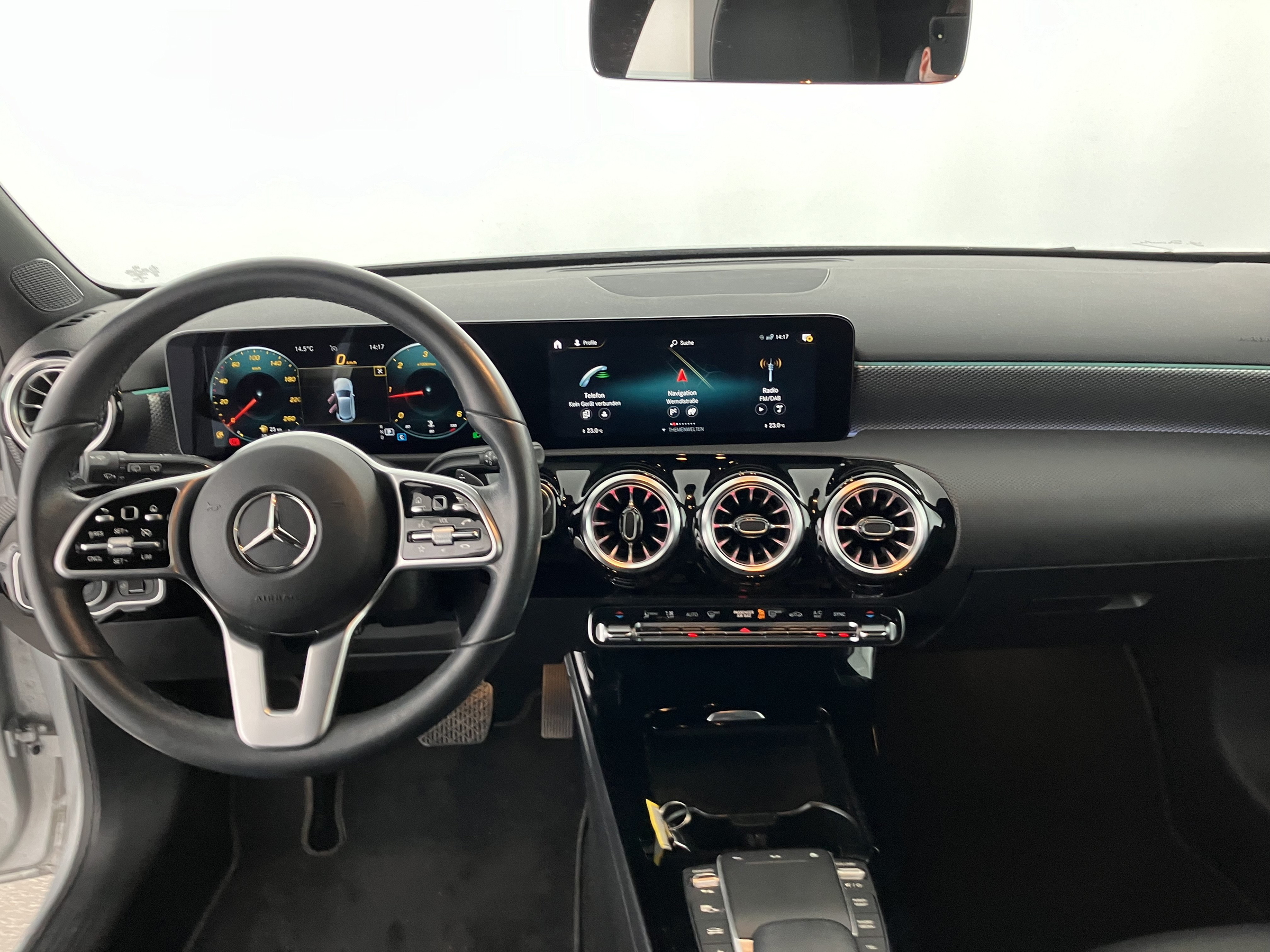 Mercedes-Benz A 200 d Progressive Aut. | Bild 12 von 25