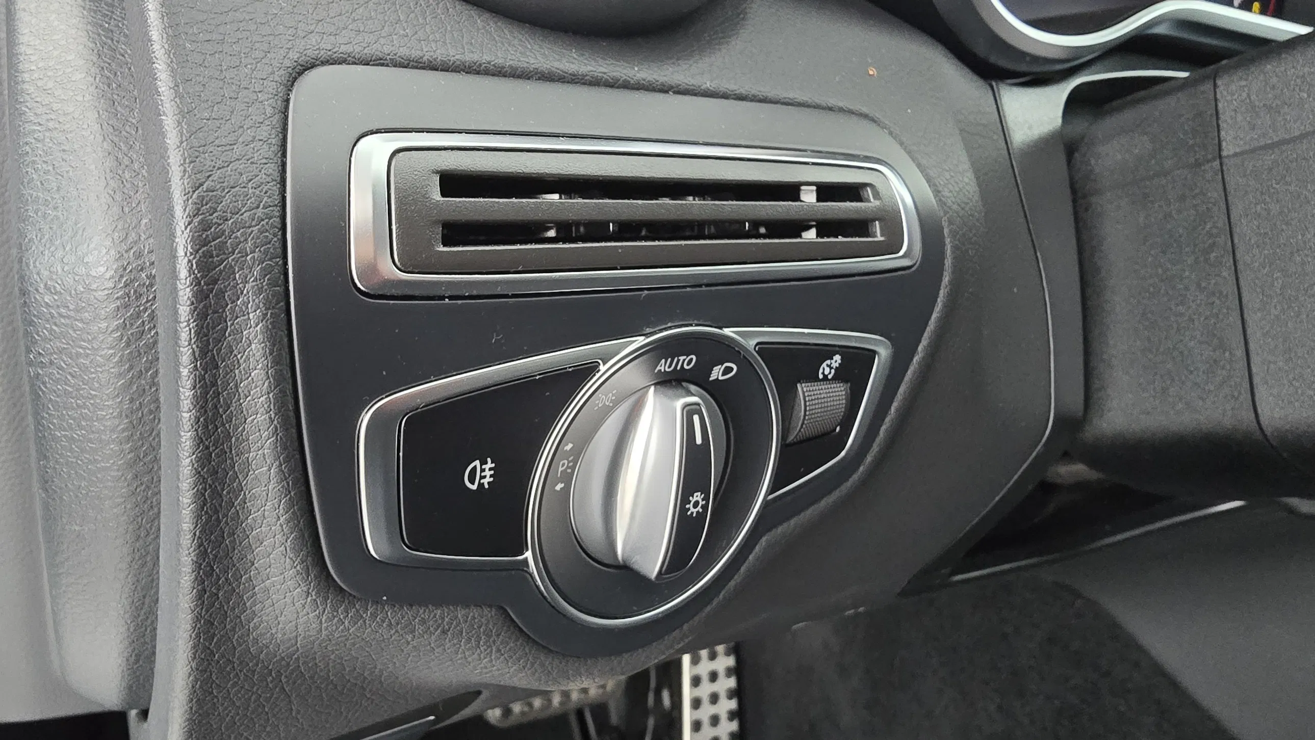 Mercedes-Benz C 180 d | Bild 11 von 22