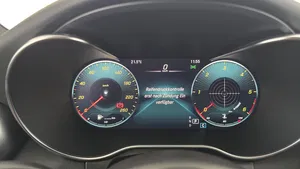 Mercedes-Benz C 180 d | Thumbnail 16 von 22