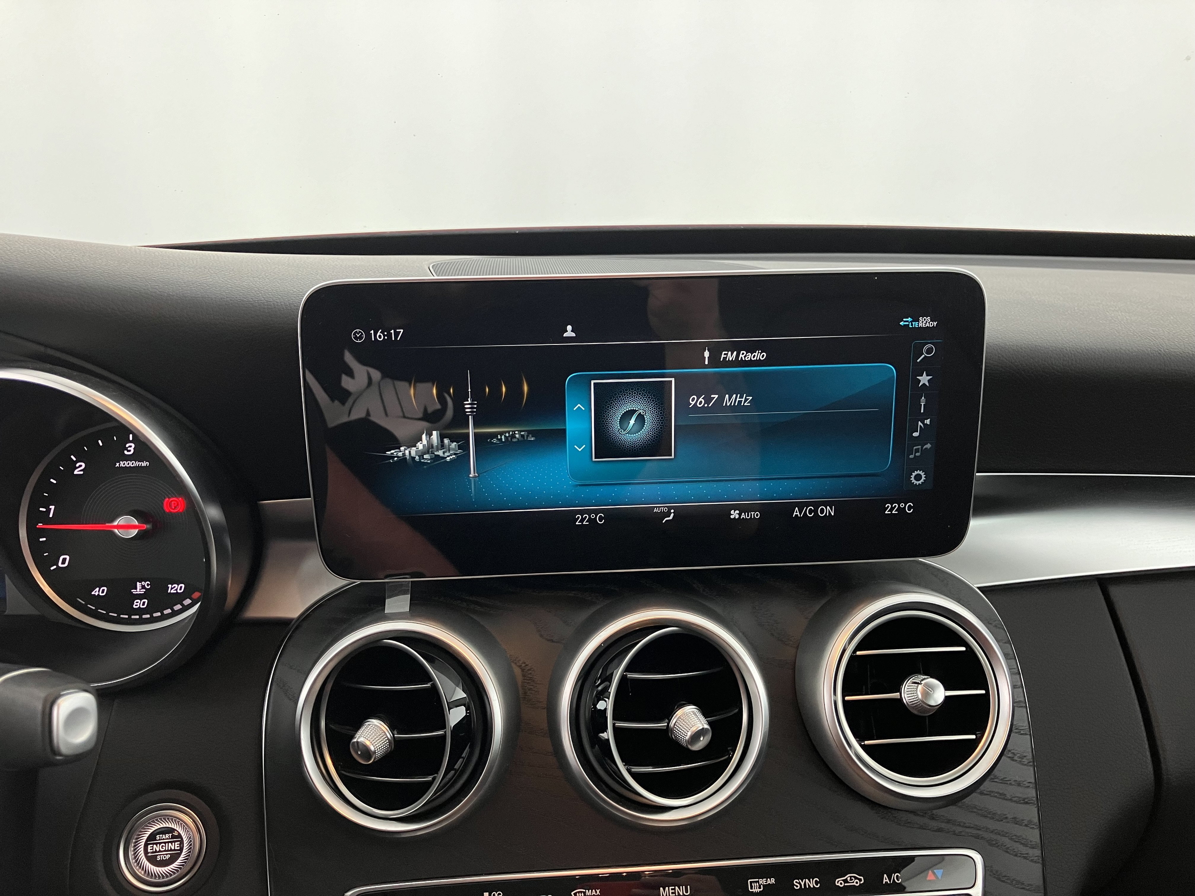 Mercedes-Benz C 220 T d 4Matic Avantgarde | Bild 10 von 30