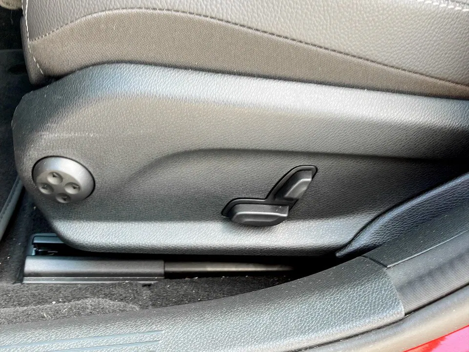 Mercedes-Benz C 220 T d 4Matic Avantgarde | Bild 19 von 23