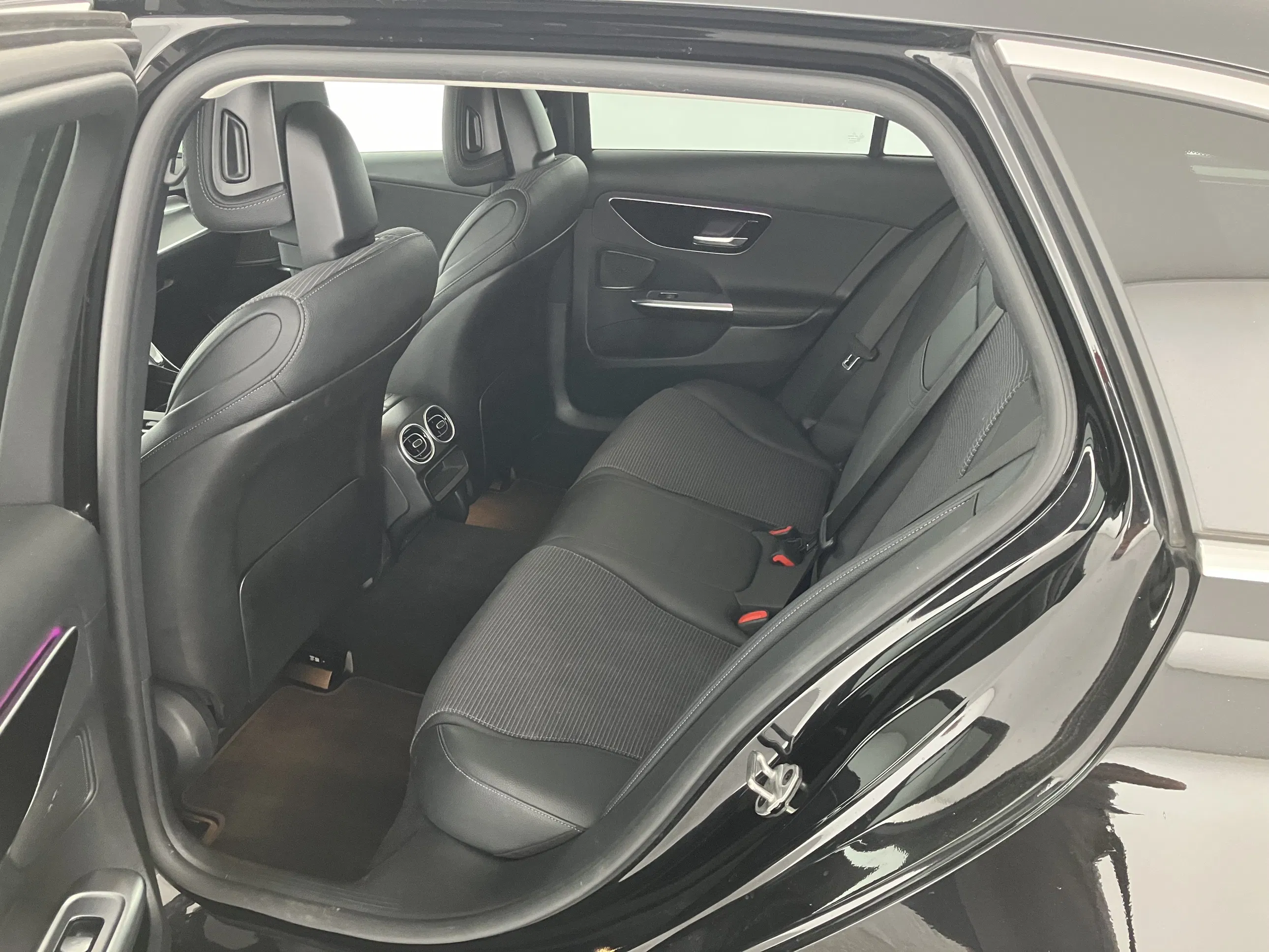 Mercedes-Benz C 220 T d Avantgarde | Bild 20 von 29