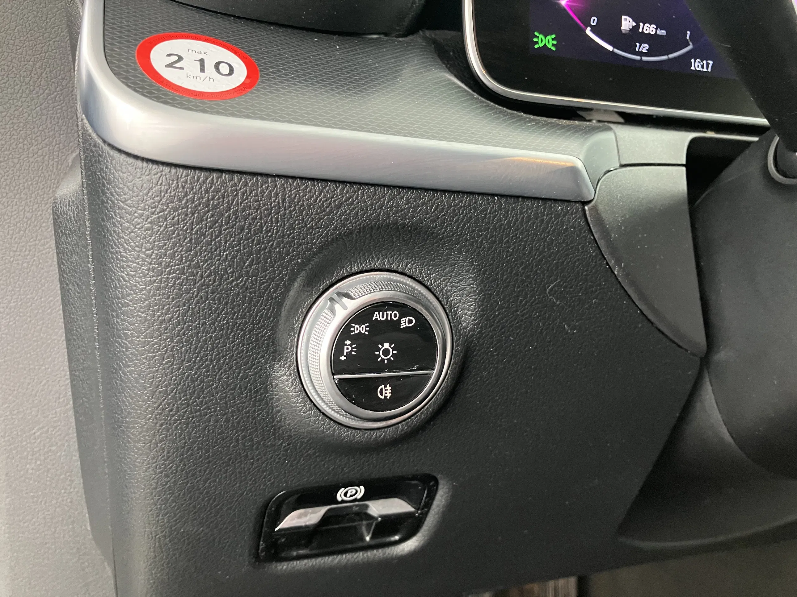 Mercedes-Benz C 220 T d Avantgarde | Bild 6 von 29