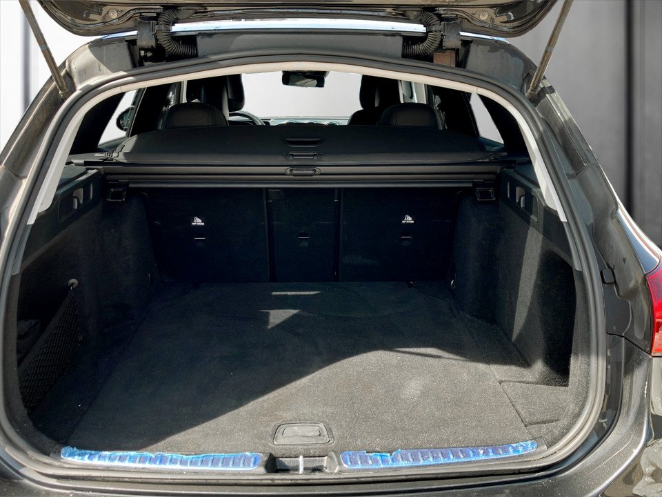 Mercedes-Benz C 220 T d 4Matic Avantgarde | Bild 14 von 19