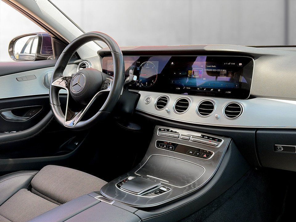 Mercedes-Benz E 220 d T Aut. | Bild 12 von 24