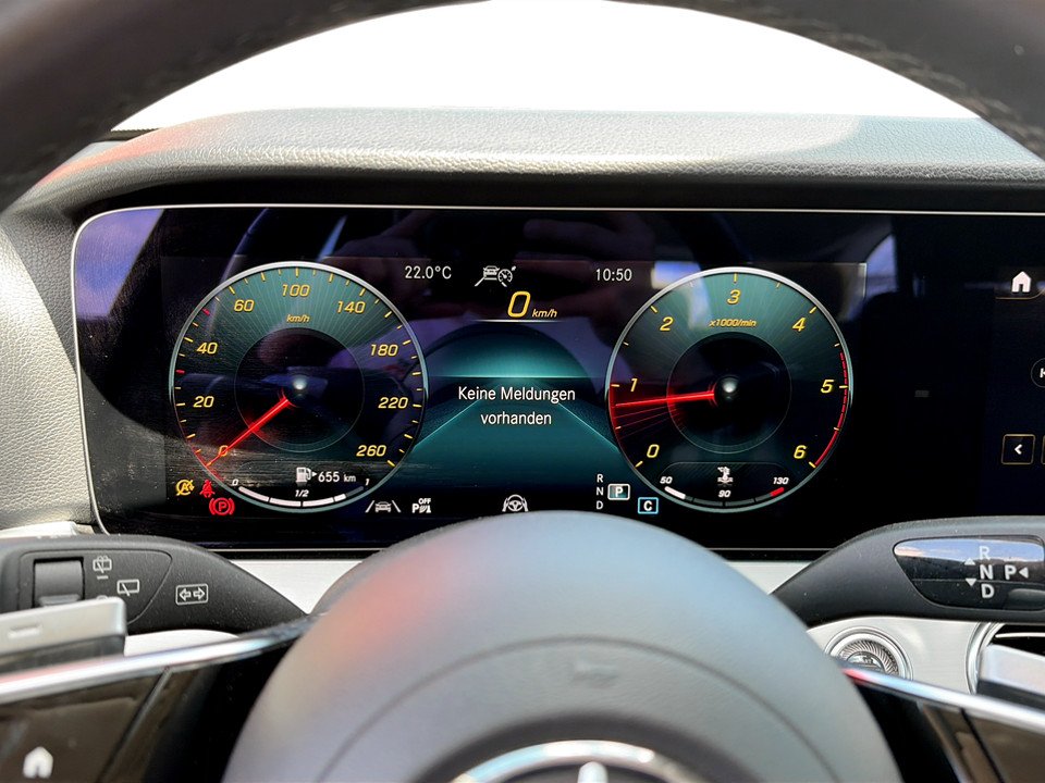 Mercedes-Benz E 220 d T Aut. | Bild 19 von 24