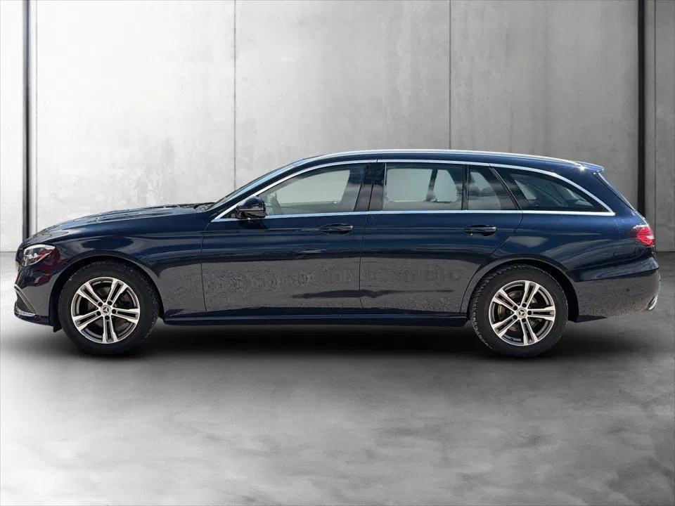 Mercedes-Benz E 220 d T Aut. | Bild 3 von 24
