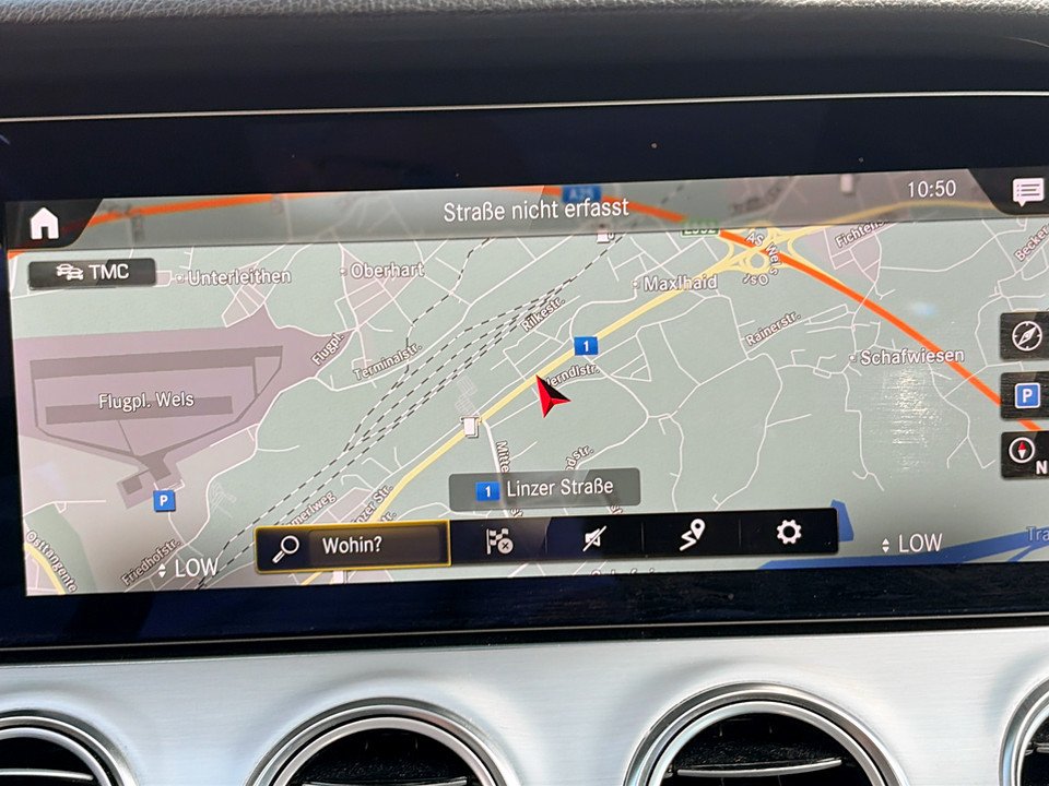 Mercedes-Benz E 220 d T Aut. | Bild 22 von 24