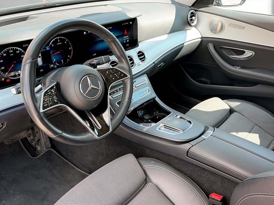 Mercedes-Benz E 220 d T Aut. | Bild 7 von 24