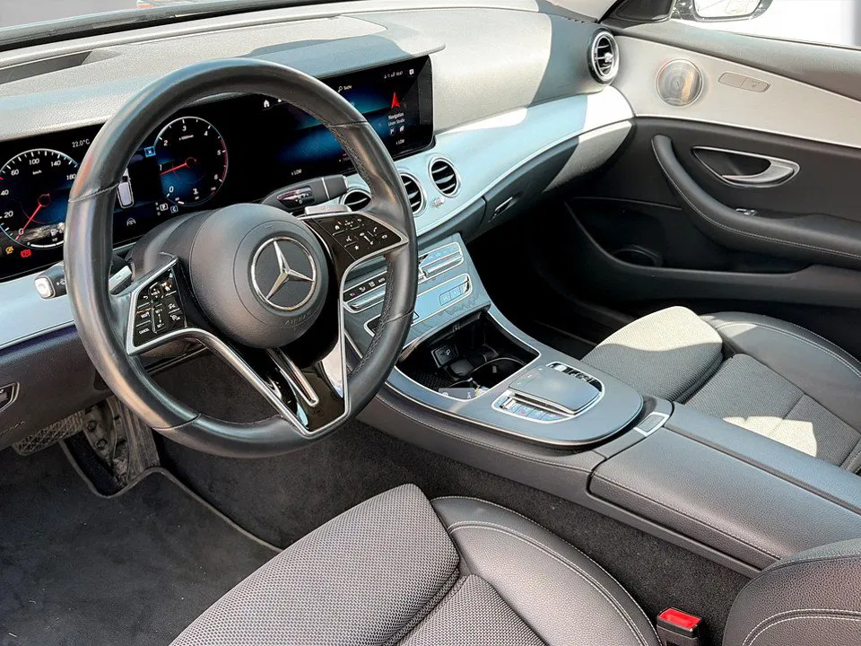 Mercedes-Benz E 220 d T Aut. | Bild 7 von 24