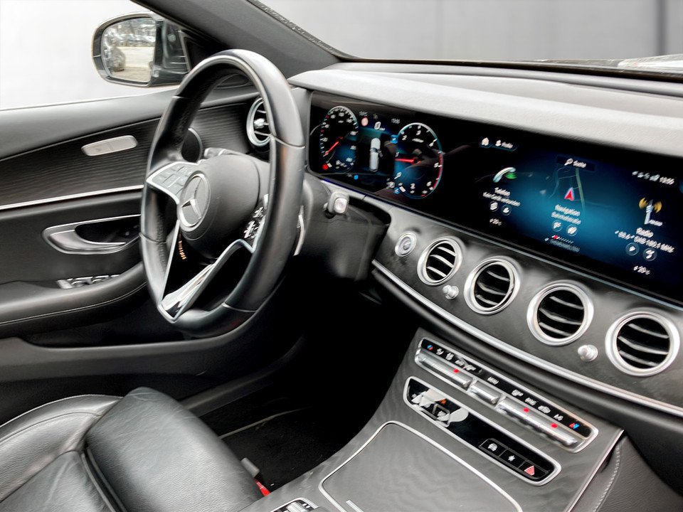 Mercedes-Benz E 220 d T Aut. | Bild 16 von 29