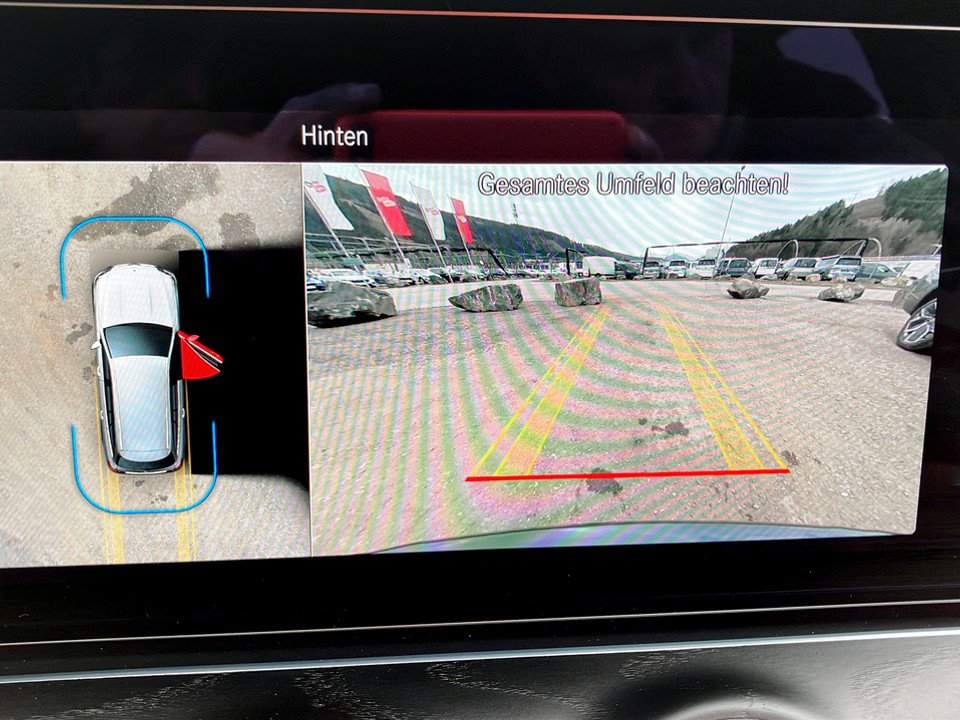 Mercedes-Benz E 220 d T Aut. | Bild 21 von 29