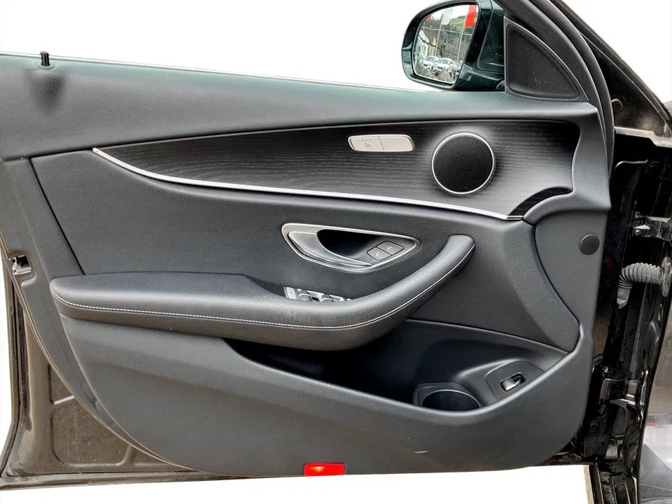 Mercedes-Benz E 220 d T Aut. | Bild 9 von 29