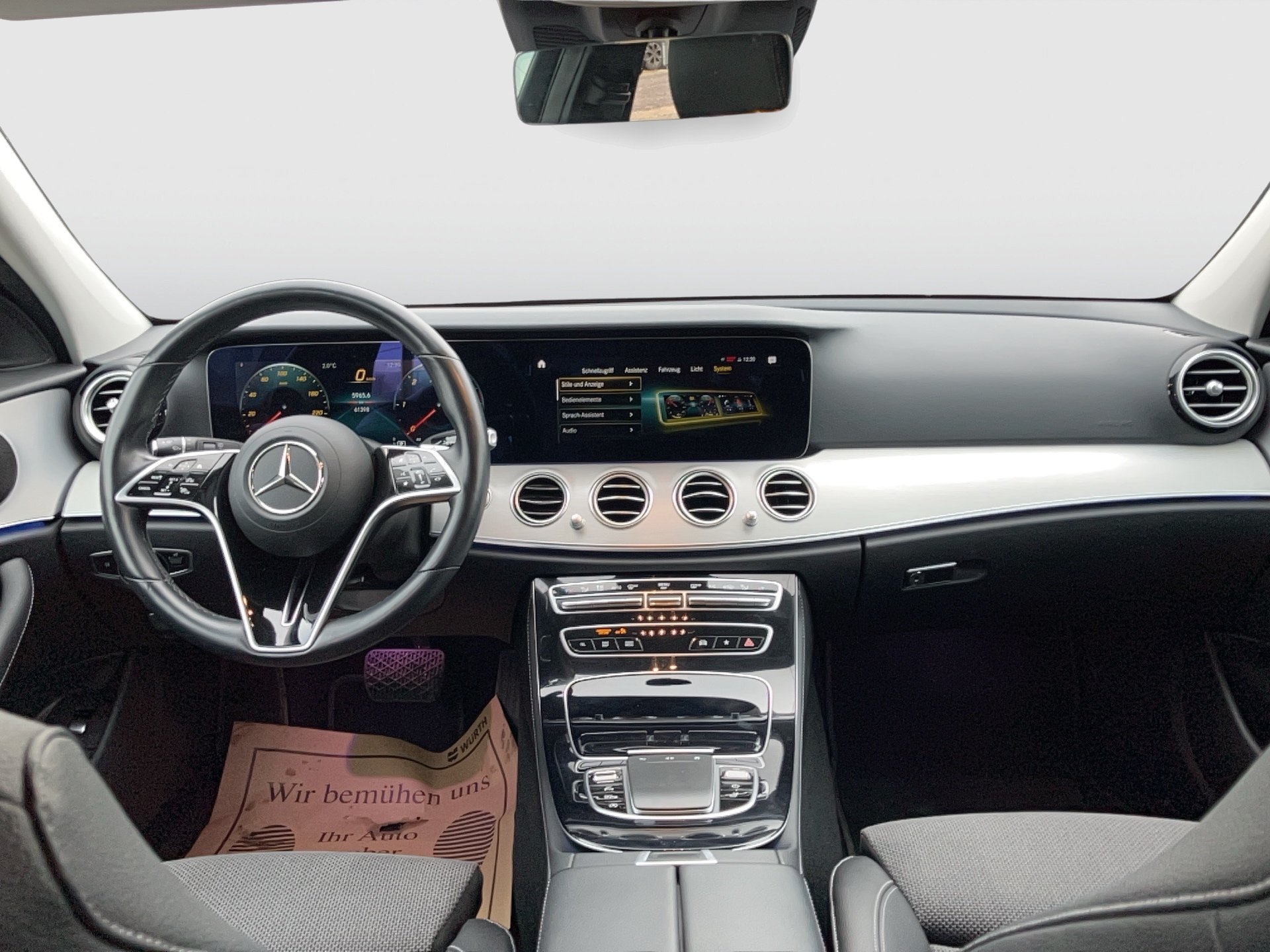 Mercedes-Benz E 220 d T 4MATIC Aut. | Bild 18 von 31