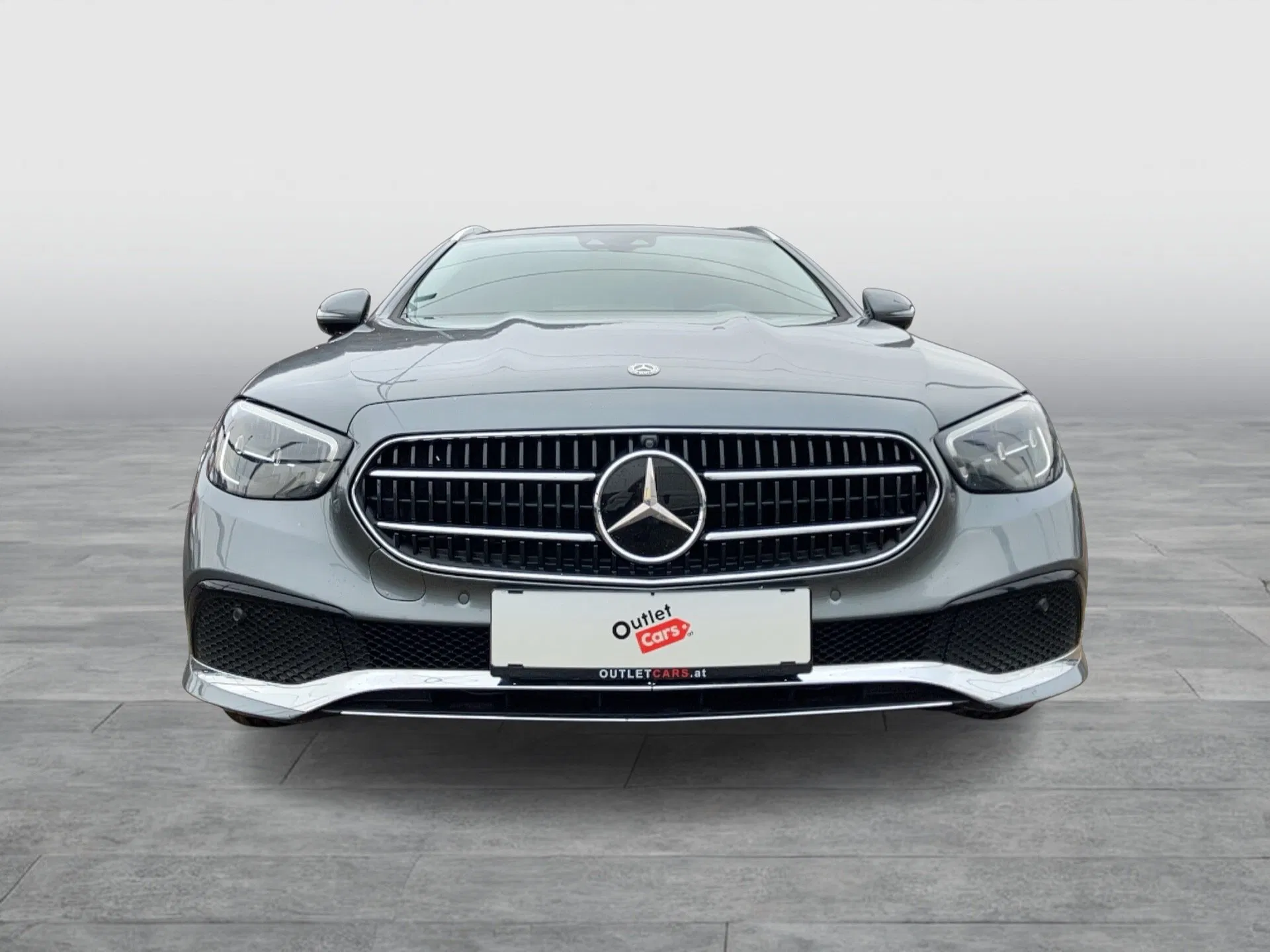 Mercedes-Benz E 220 d T 4MATIC Aut. | Bild 9 von 31