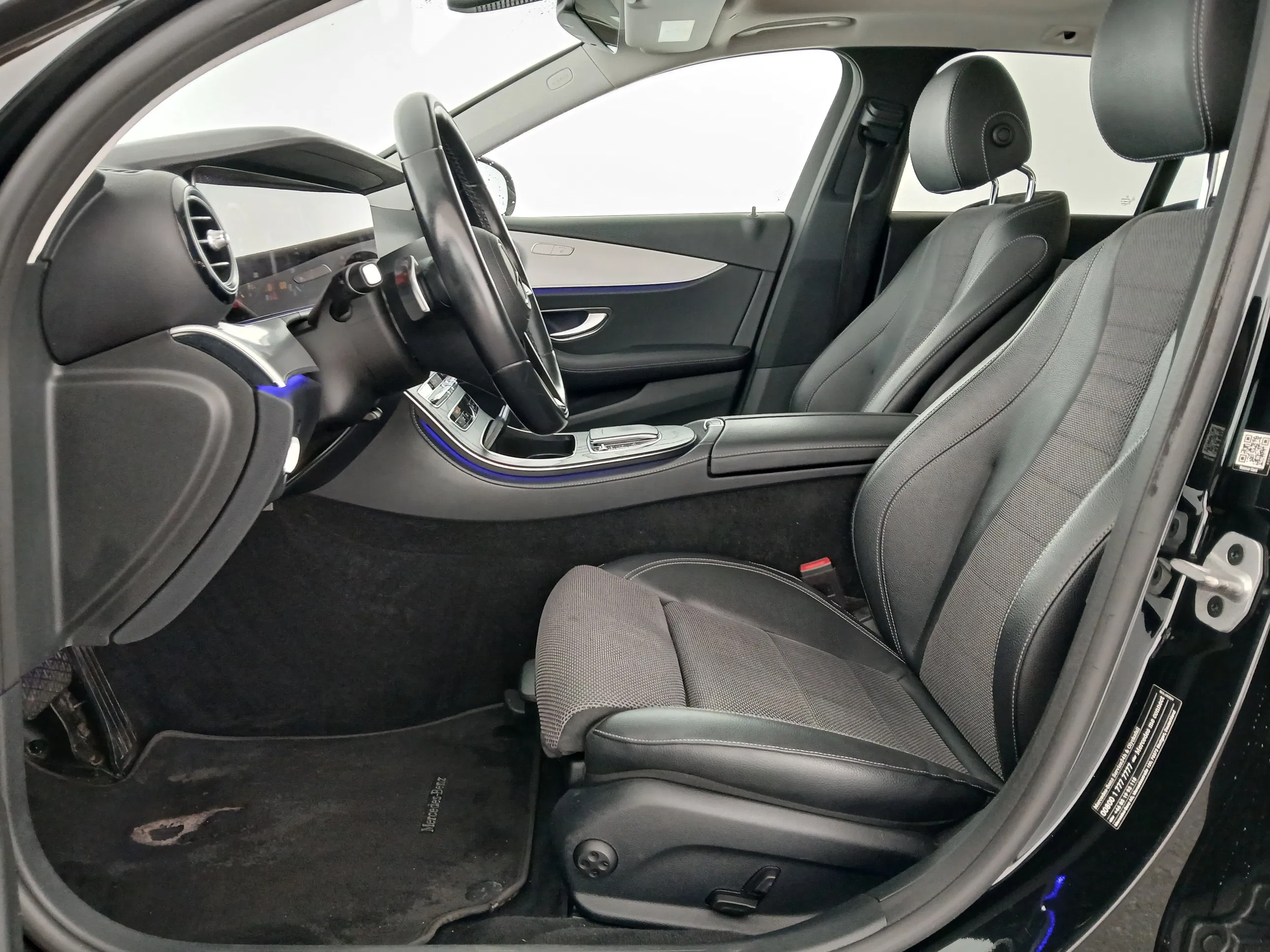 Mercedes-Benz E 300 de PHEV 4Matic Aut. | Bild 13 von 29