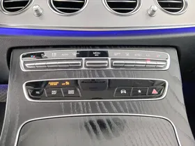 Mercedes-Benz E 300 de PHEV 4Matic Aut. | Thumbnail 24 von 29