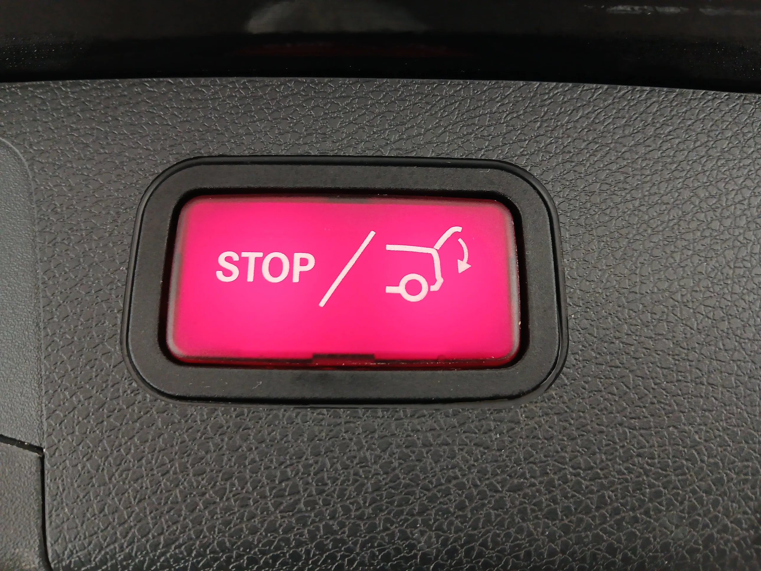 Mercedes-Benz E 300 de PHEV 4Matic Aut. | Bild 28 von 29