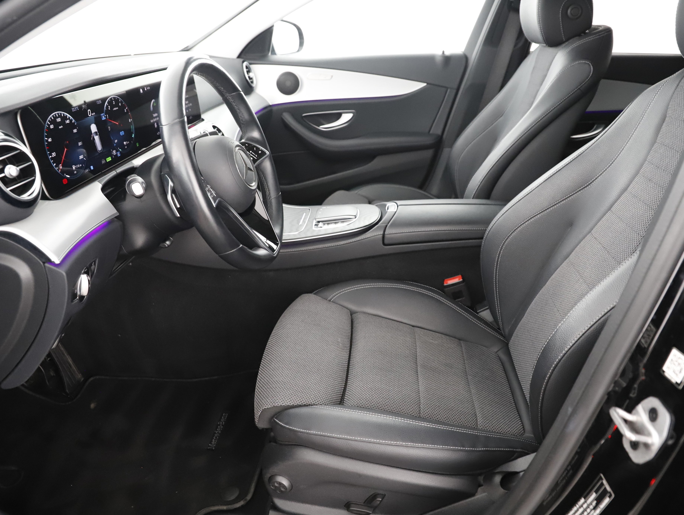 Mercedes-Benz E 300 de PHEV T 4Matic Aut. | Bild 15 von 31