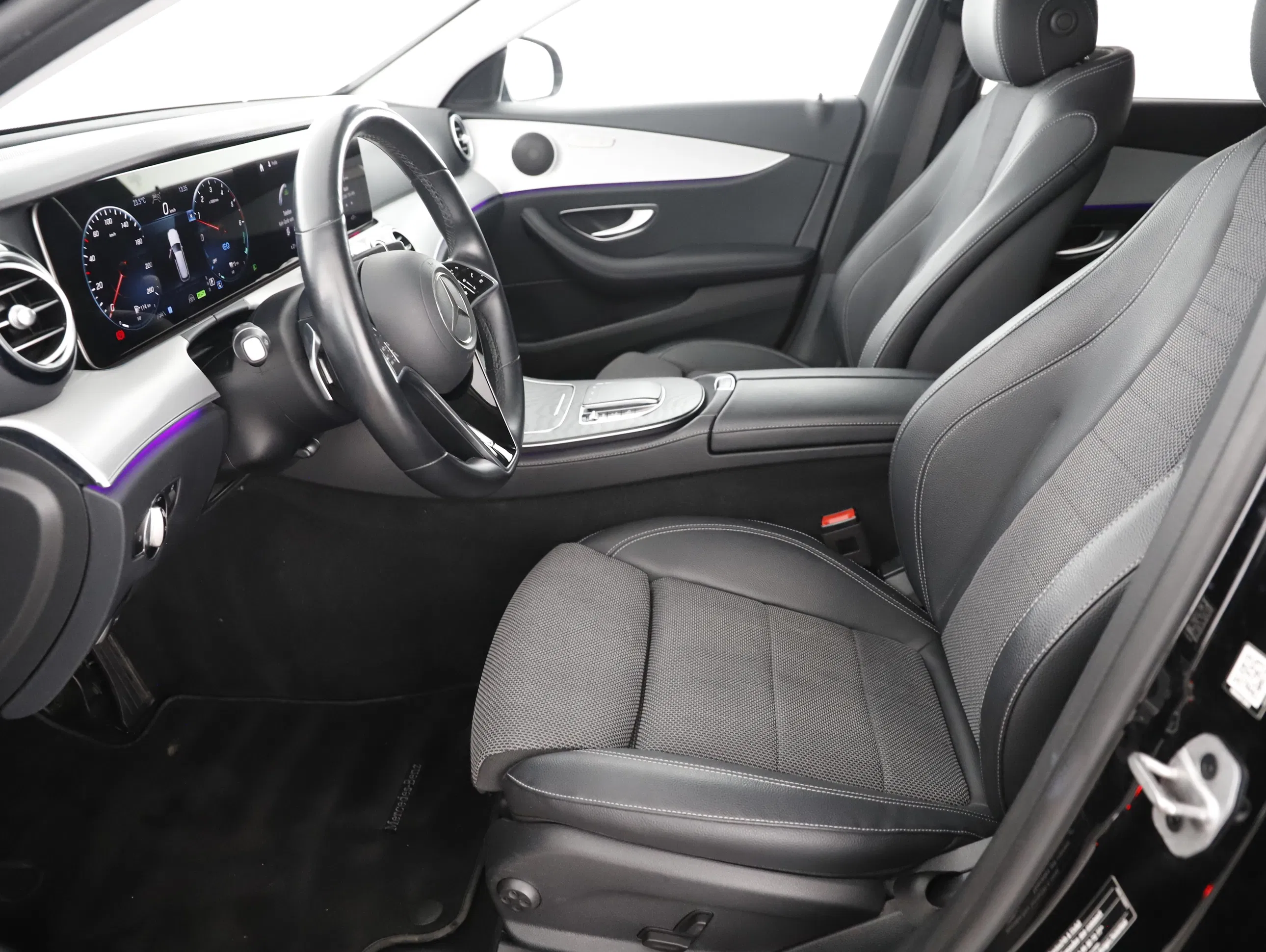 Mercedes-Benz E 300 de PHEV T 4Matic Aut. | Bild 15 von 31