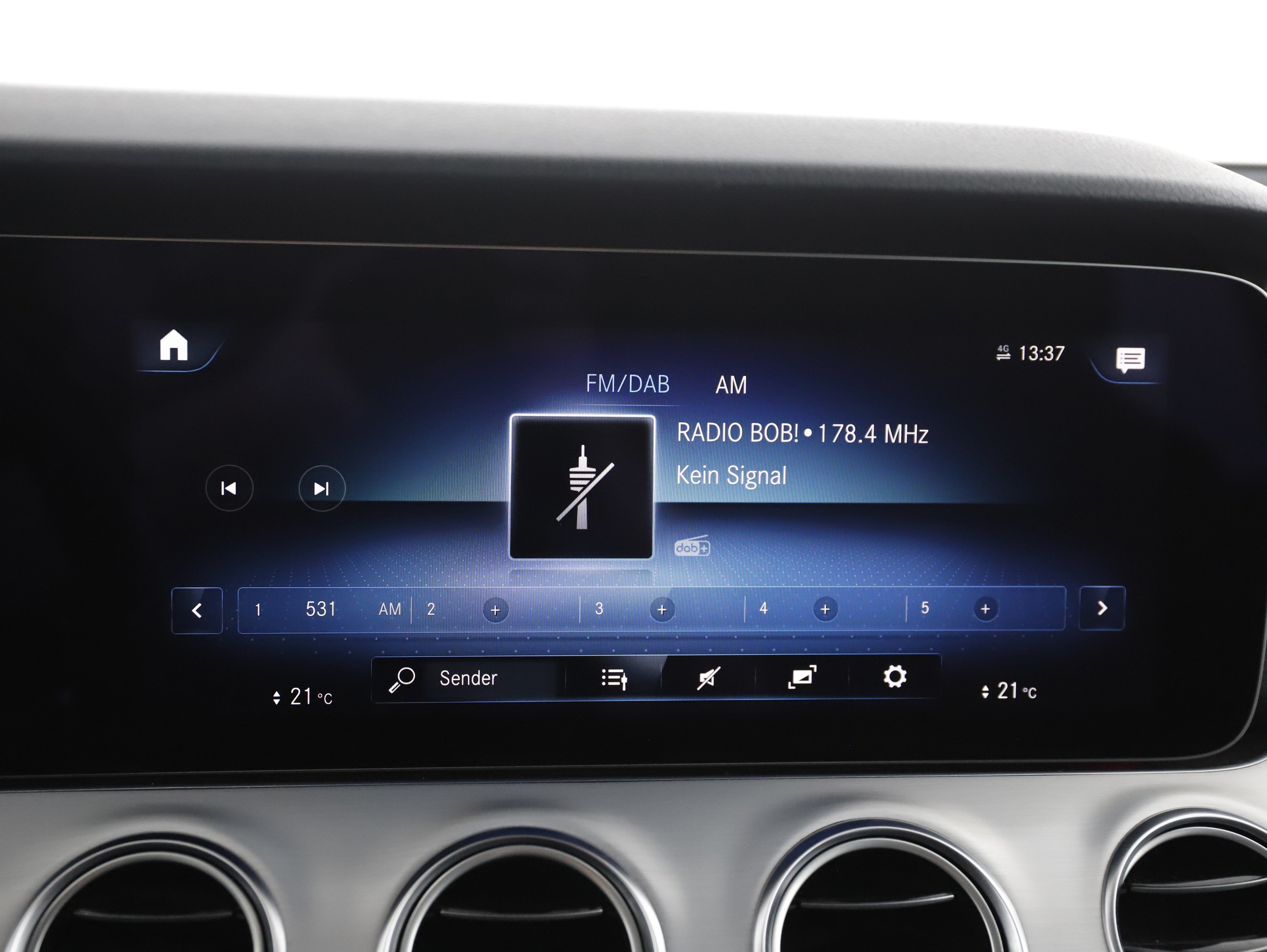 Mercedes-Benz E 300 de PHEV T 4Matic Aut. | Bild 23 von 31