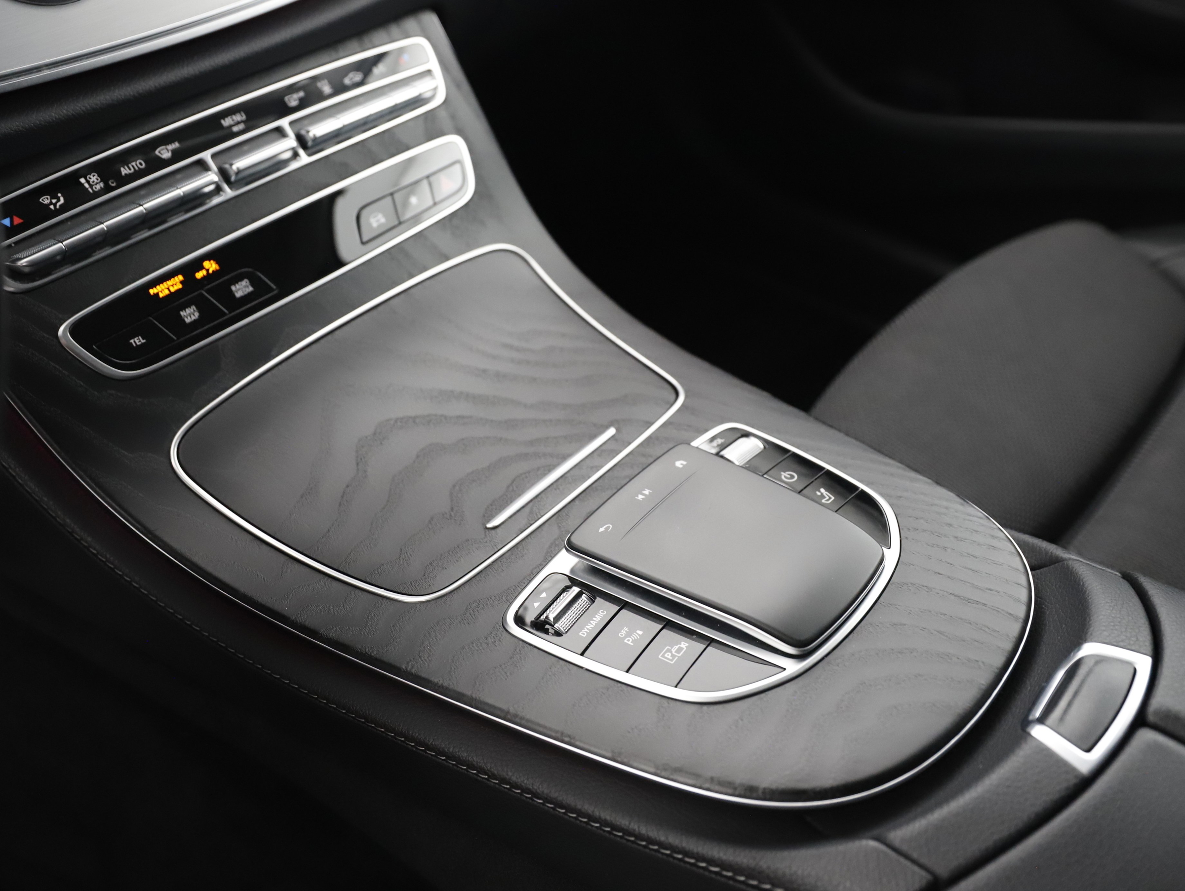 Mercedes-Benz E 300 de PHEV T 4Matic Aut. | Bild 26 von 31