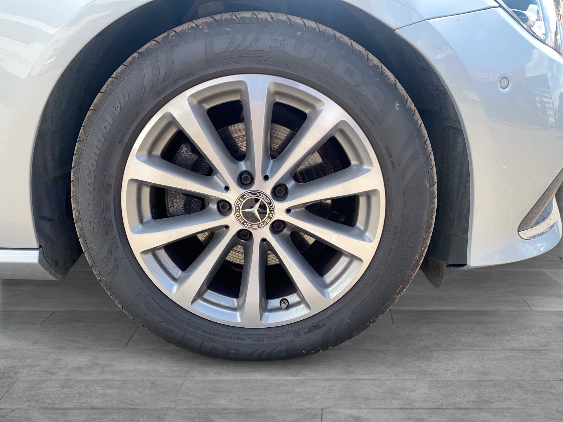 Mercedes-Benz E 200 d T Aut. | Bild 7 von 31