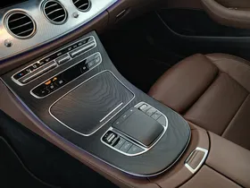 Mercedes-Benz E 200 d T Avantgarde Austria Edition | Thumbnail 25 von 30