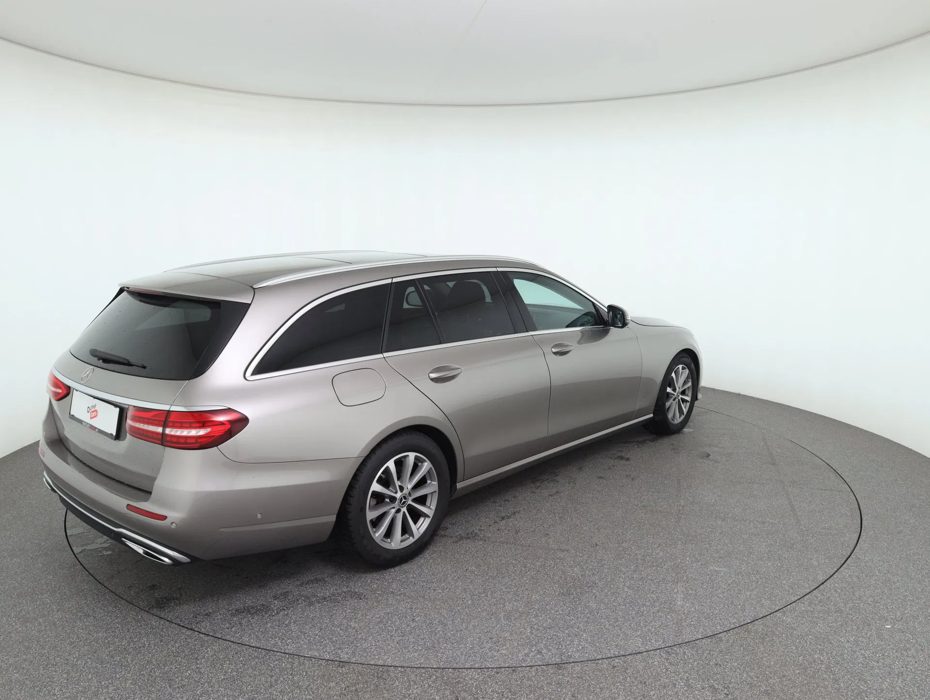 Mercedes-Benz E 200 d T Avantgarde Austria Edition | Bild 5 von 30