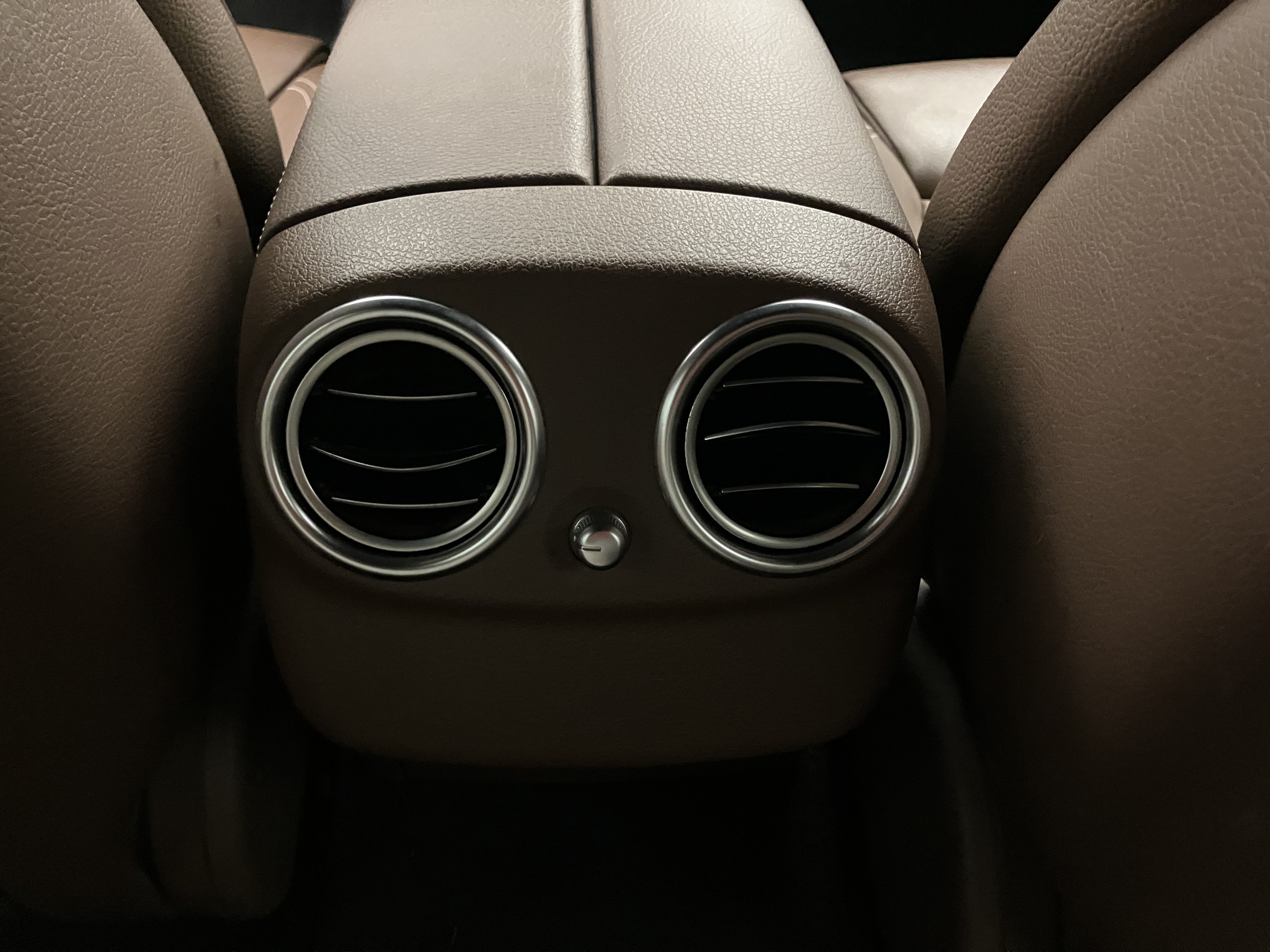 Mercedes-Benz E 200 d T Aut. | Bild 29 von 31